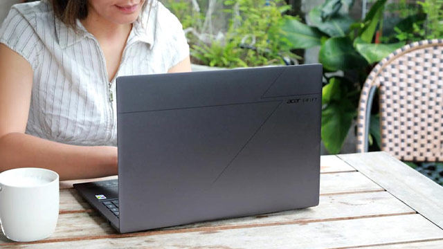 Acer Swift Go 16 AI